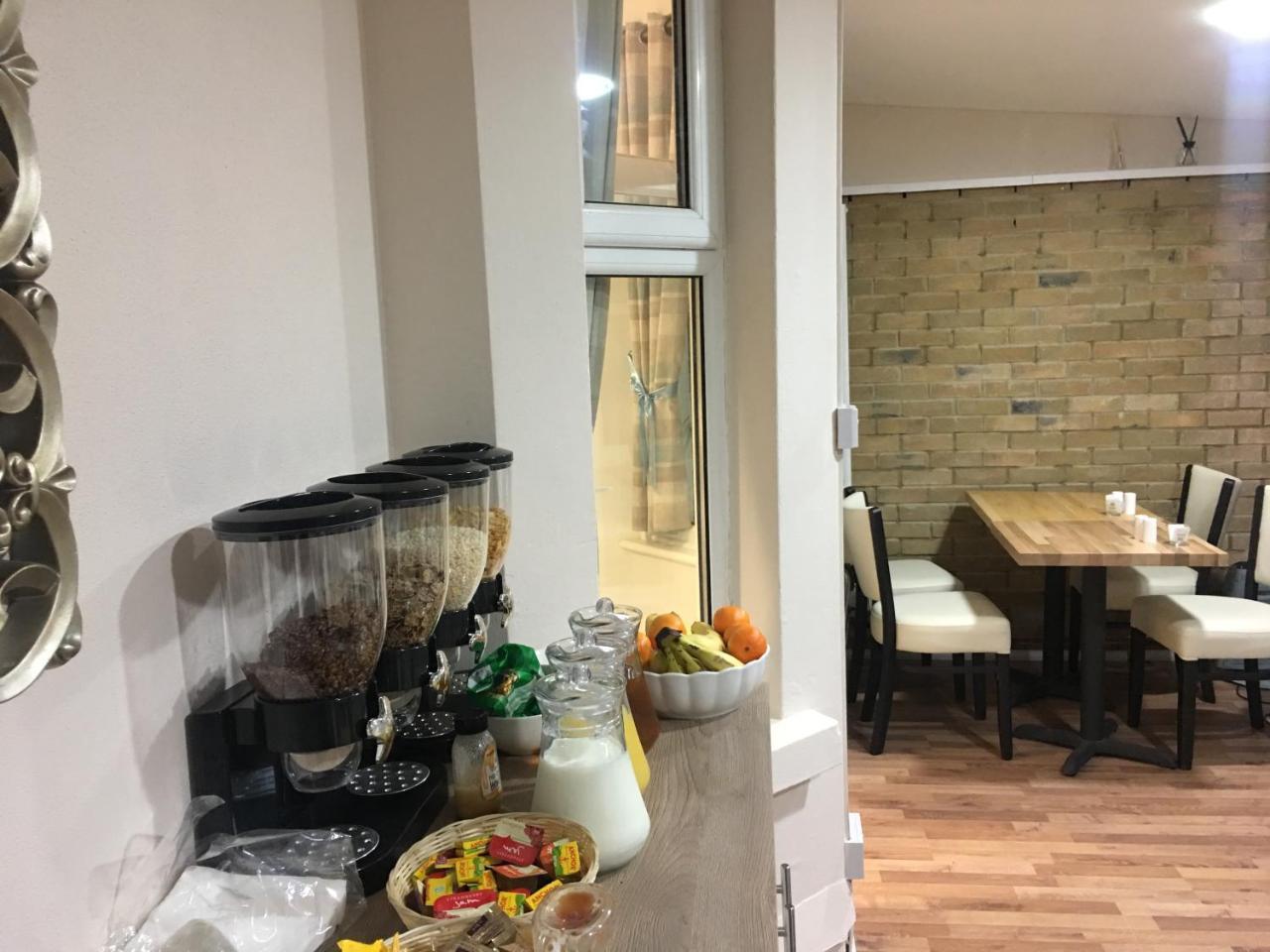 מלון קלקטון און סי Elris Essex House מראה חיצוני תמונה