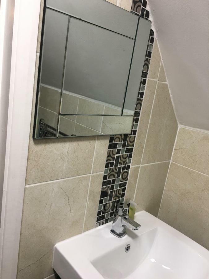 מלון קלקטון און סי Elris Essex House מראה חיצוני תמונה