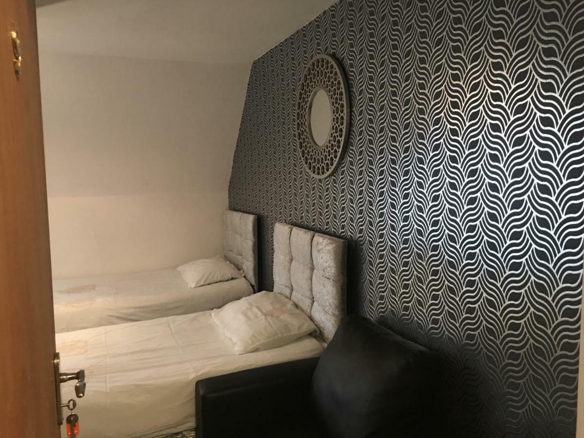 מלון קלקטון און סי Elris Essex House מראה חיצוני תמונה